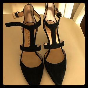 Black pumps - new/never worn